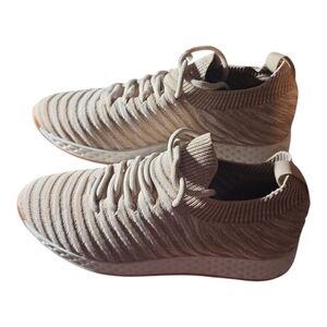 J/SLIDES Urban Sport Tan/ Sand Sneakers SIZE 7 NIB